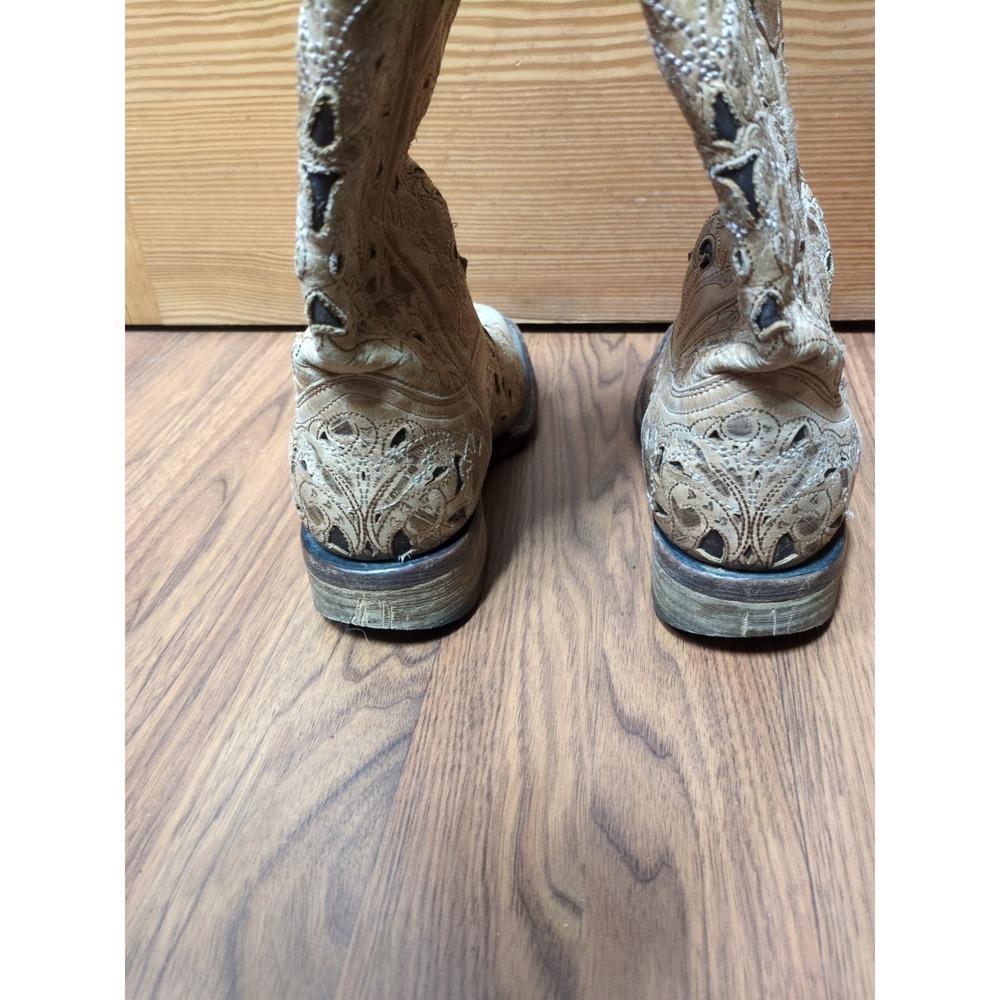 Corral Vintage Antique-ish Saddle Brushed Laser Brown Tan boots Women's Sz 8 M - Picture 7 of 15